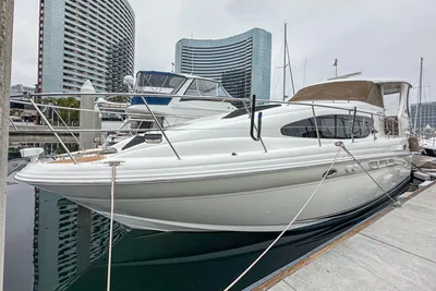 Sea Ray 390 Motor Yacht
