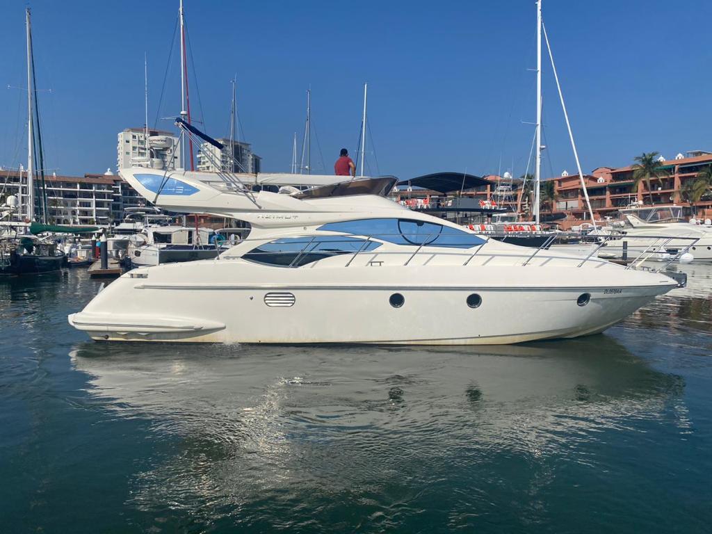 azimut yacht 43