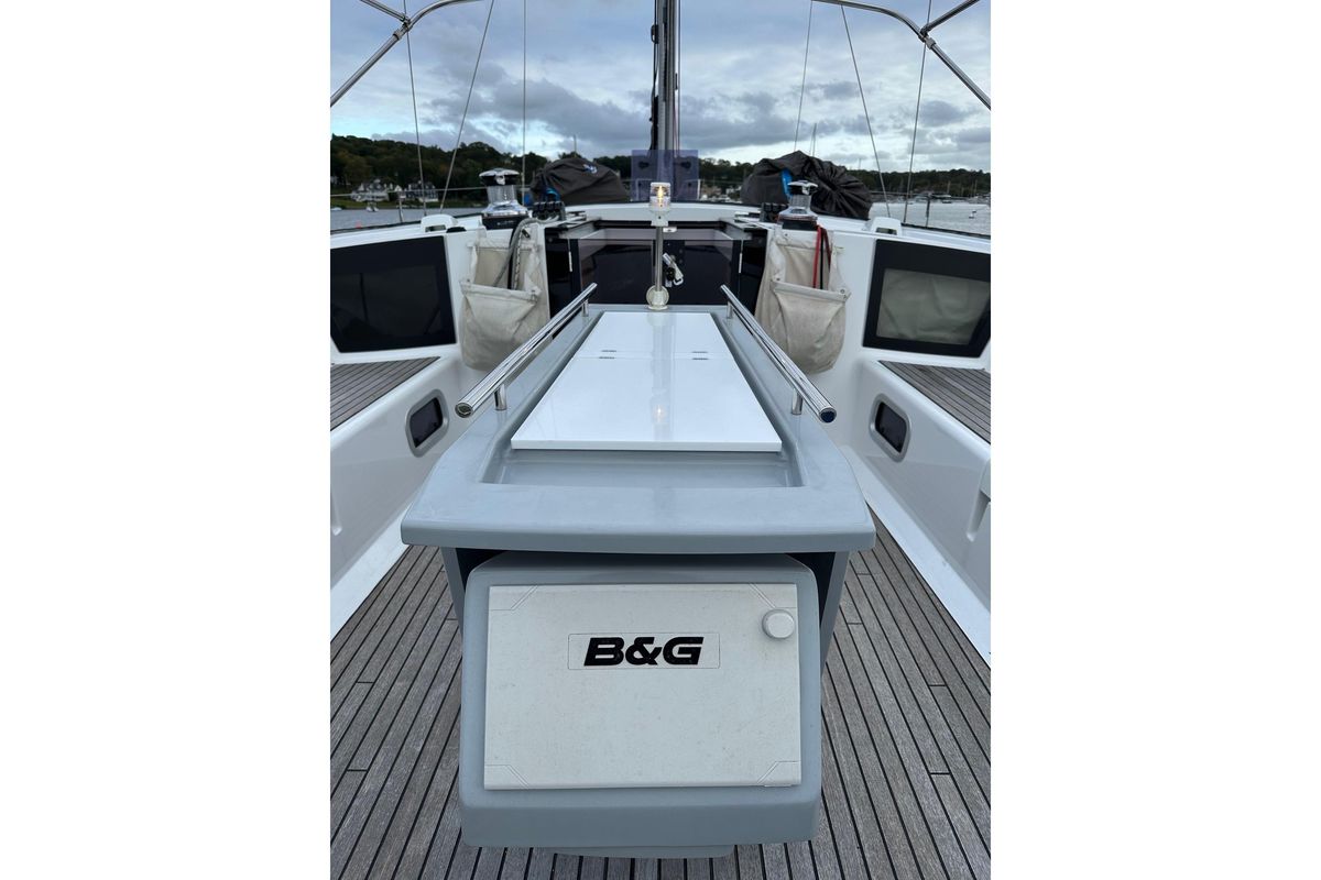 2017 Beneteau 45