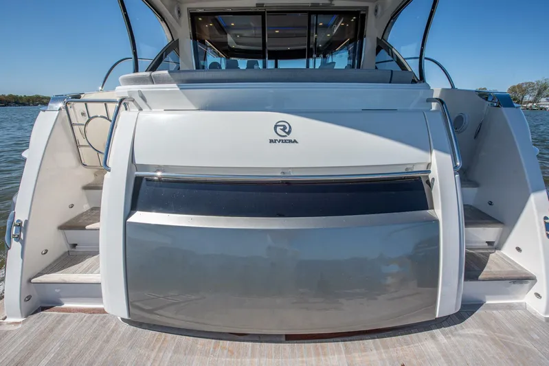 Cntrl-salt-del Yacht Photos Pics 2023 Riviera 4600 Sport Yacht - Image 23