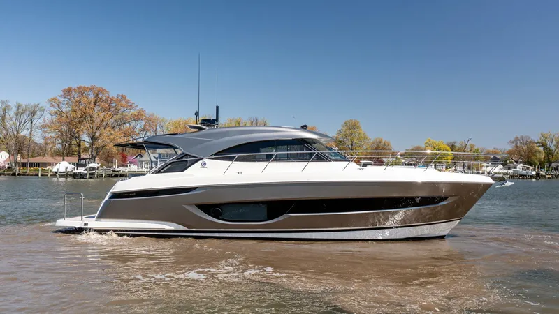 Cntrl-salt-del Yacht Photos Pics 2023 Riviera 4600 Sport Yacht - Image 1