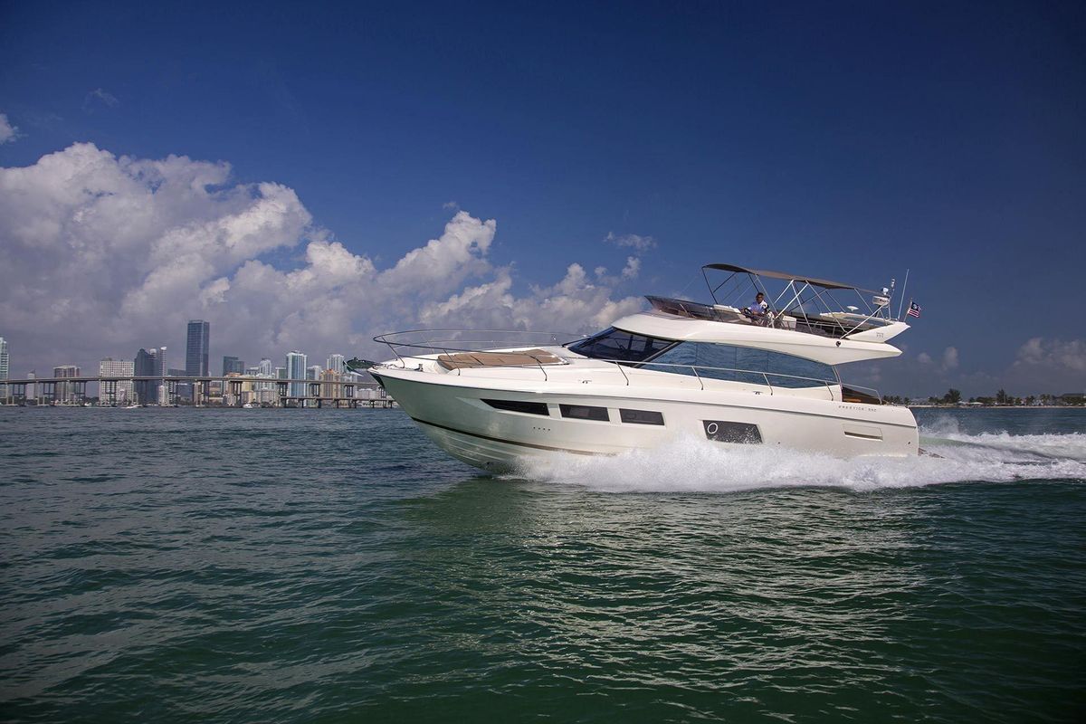 2014 Prestige 58 