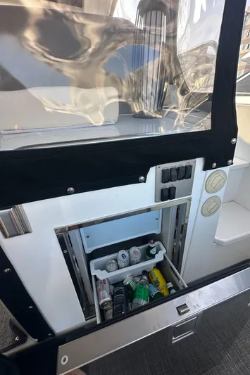 Lux Life Yacht Photos Pics 