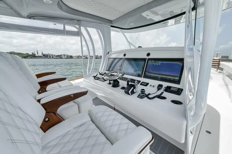 Sapelo Yacht Photos Pics 2024 Front Runner 47 Center Console boat interior with advanced navigation displays and luxurious seating.