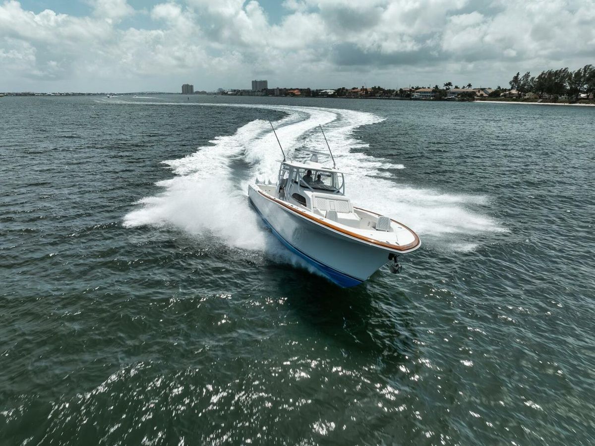 2024 Front Runner 47 