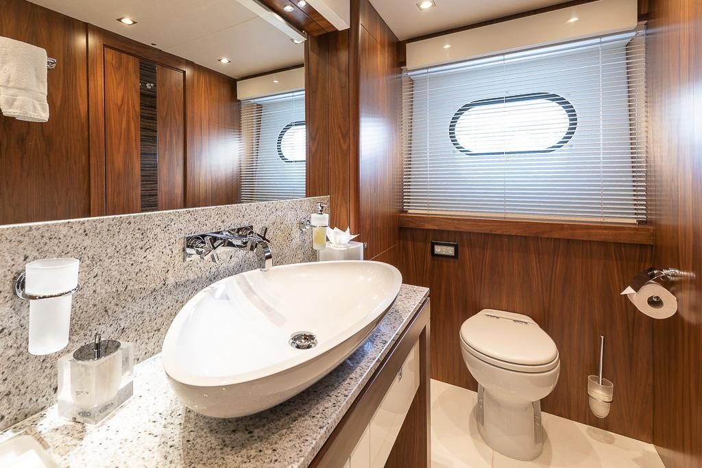 2015 Sunseeker 115 