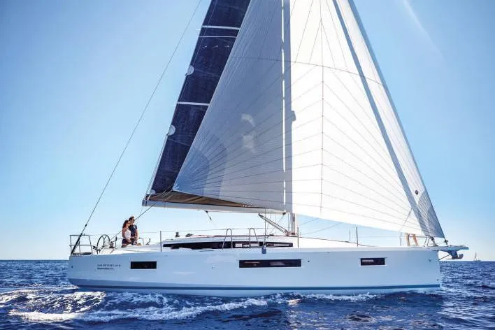 Sweetest Thing Yacht Photos Pics 