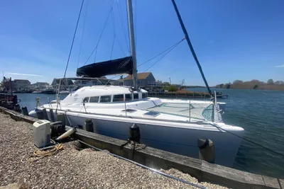 Lagoon 410 Owners Version