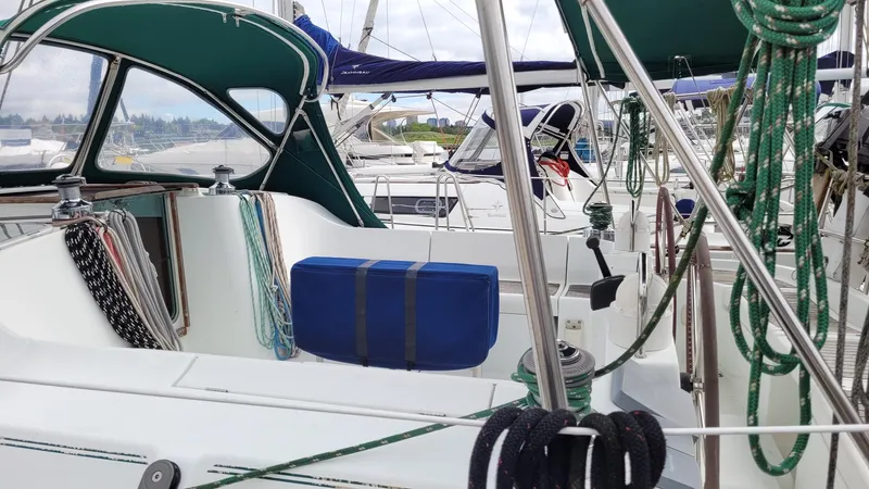 Water Lilly Yacht Photos Pics Cockpit