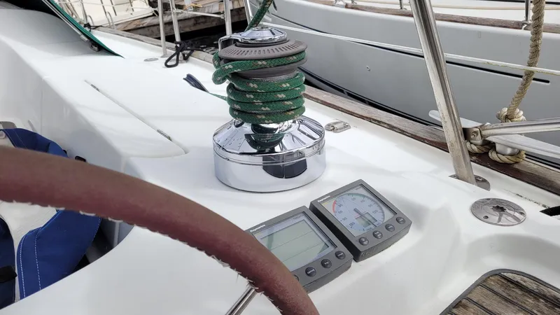 Water Lilly Yacht Photos Pics Starboard Helm Station