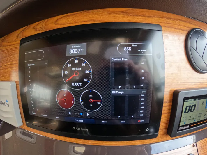  Yacht Photos Pics Garmin display on 2020 Ranger Tugs R-27 showing engine metrics and navigation data.