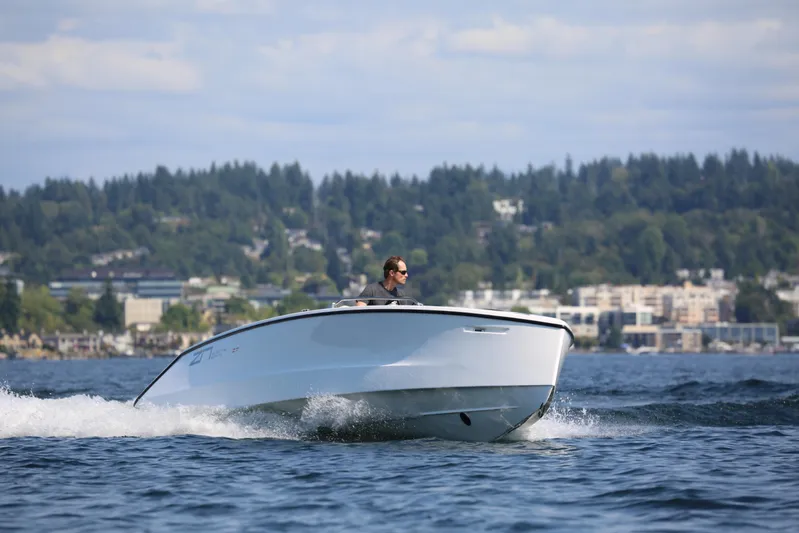  Yacht Photos Pics 2025 Zin Boats Z7 cruising.