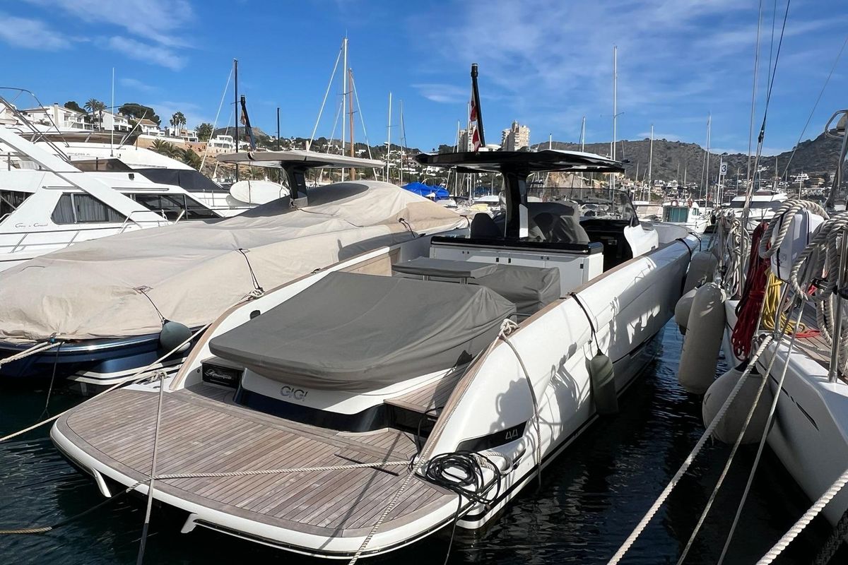 2022 Solaris Power 44 