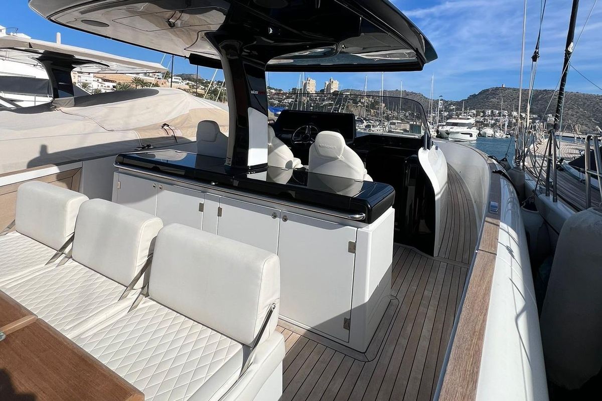 2022 Solaris Power 44 