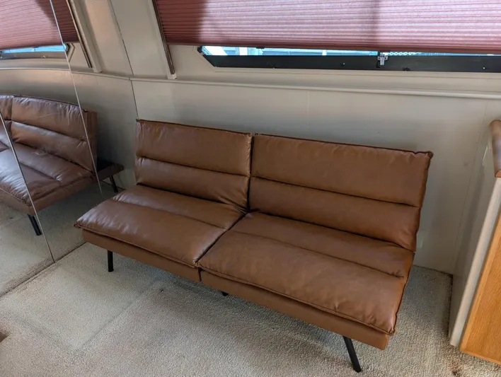 New Moon Yacht Photos Pics 