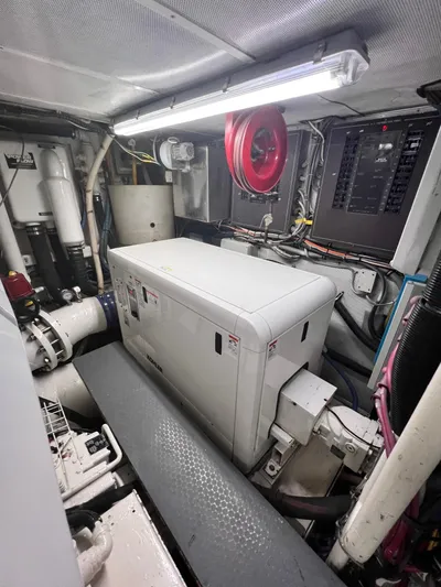 Seaquest Yacht Photos Pics 
