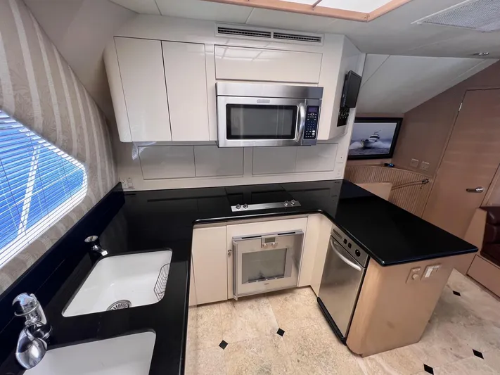 Seaquest Yacht Photos Pics 