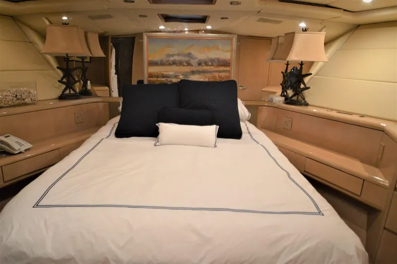 Seaquest Yacht Photos Pics 