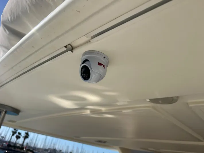  Yacht Photos Pics Security camera installed on a 2002 Ferretti Yachts 810 ceiling.