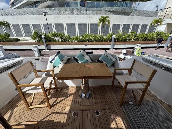 Casa - 2024 Ferretti 580 Yacht Photos Pics 