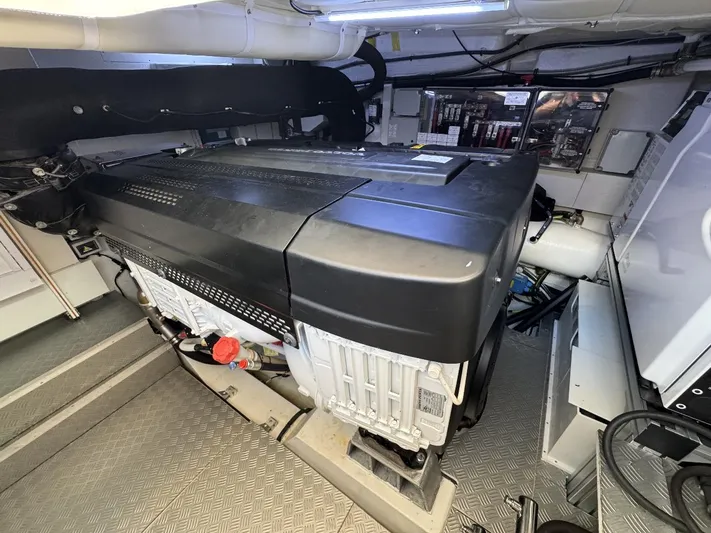 Casa - 2024 Ferretti 580 Yacht Photos Pics 