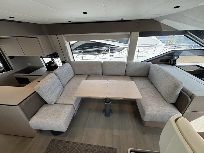 Casa - 2024 Ferretti 580 Yacht Photos Pics 