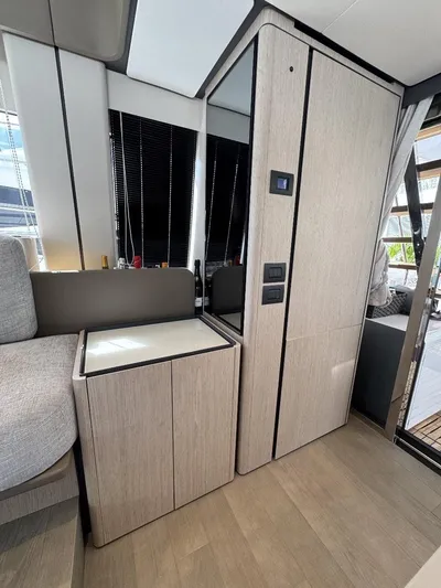 Casa - 2024 Ferretti 580 Yacht Photos Pics 