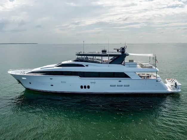 Living The Experience Yacht Photos Pics 