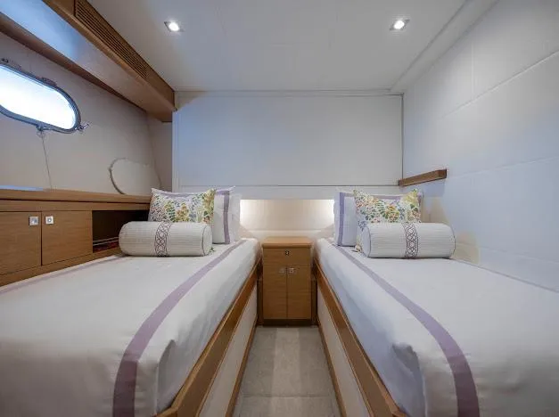 Living The Experience Yacht Photos Pics 