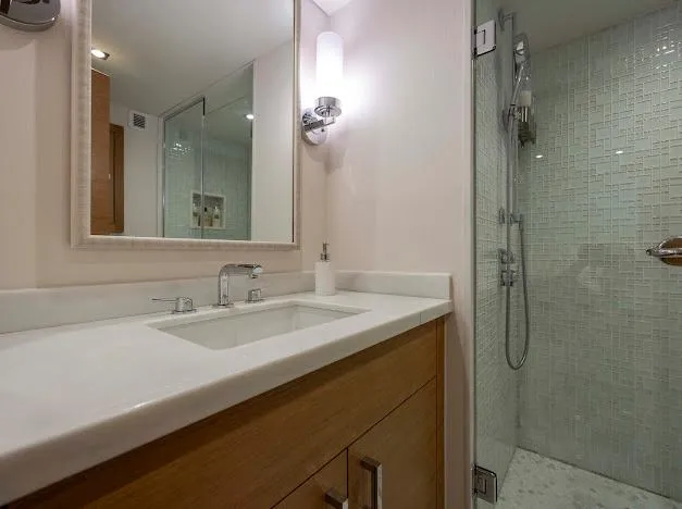 Living The Experience Yacht Photos Pics 