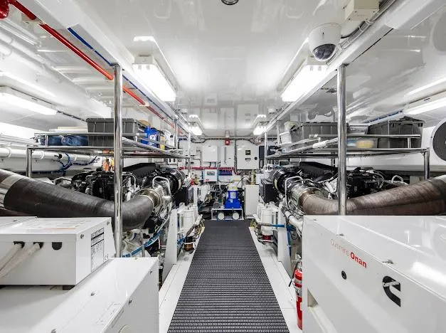 Living The Experience Yacht Photos Pics 