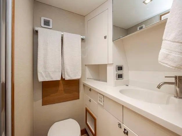 Living The Experience Yacht Photos Pics 