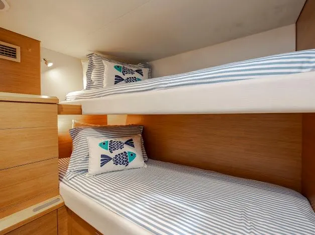 Living The Experience Yacht Photos Pics 