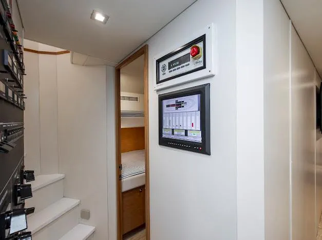 Living The Experience Yacht Photos Pics 