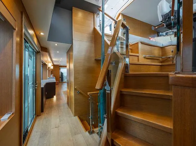 Living The Experience Yacht Photos Pics 