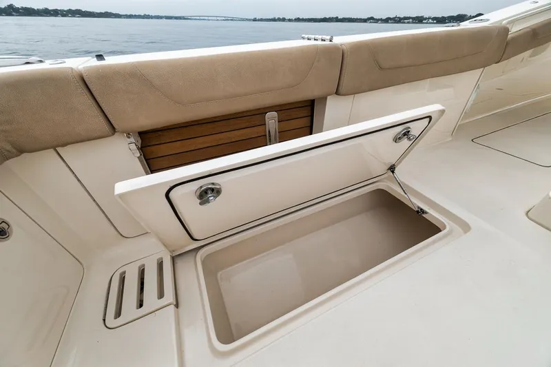 Pain Killer Yacht Photos Pics 2018 Scout 38 LXF-Pain Killer-Cockpit 22