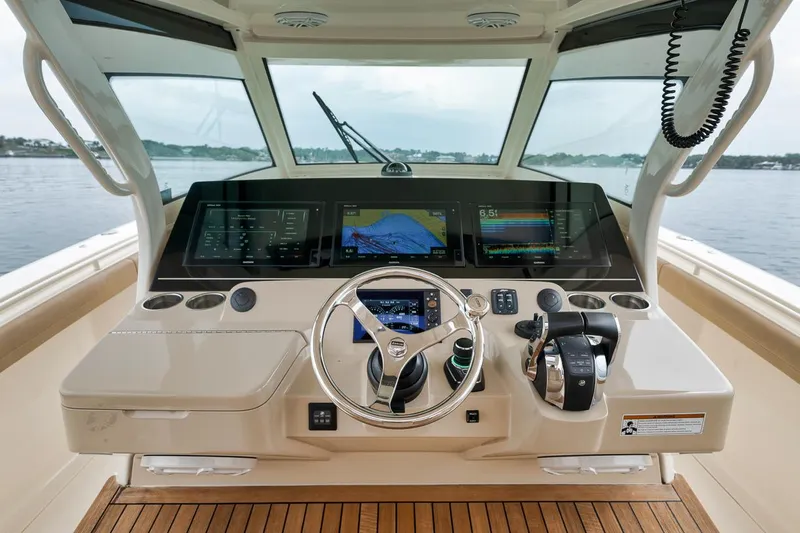 Pain Killer Yacht Photos Pics 2018 Scout 38 LXF-Pain Killer-Helm 2