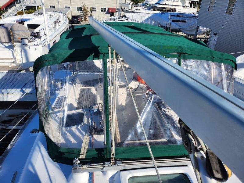 2000 Beneteau 361