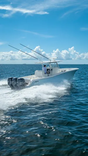  Yacht Photos Pics 2018 Invincible 36 boat cruising on open water.