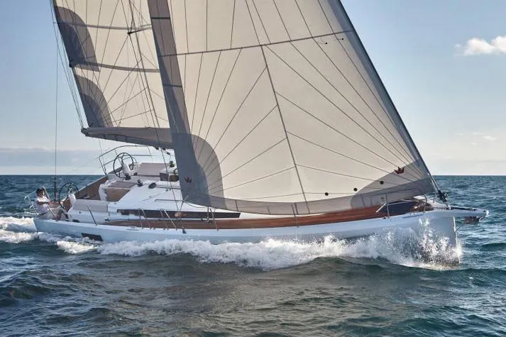  Yacht Photos Pics Manufacturer Provided Image: Manufacturer Provided Image