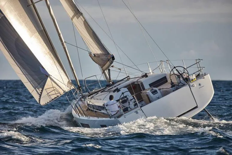  Yacht Photos Pics Manufacturer Provided Image: Manufacturer Provided Image