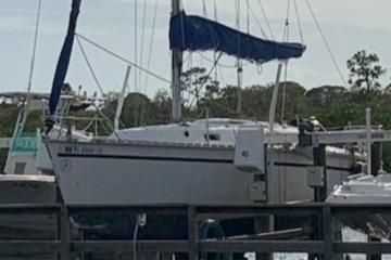 1990 Hunter Sloop