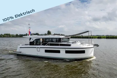 2025 Delphia Yachts Delphia 11 Sedan Electric