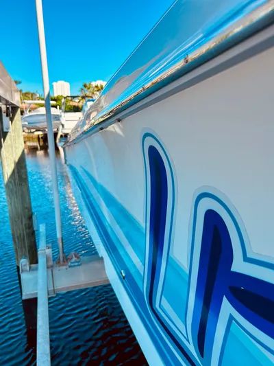 Litigator Yacht Photos Pics 