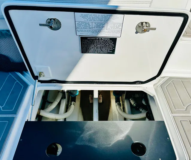 Litigator Yacht Photos Pics 