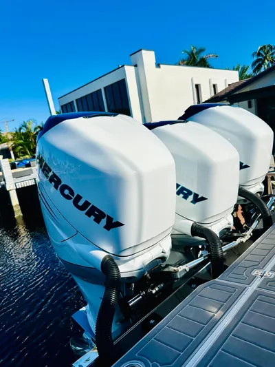 Litigator Yacht Photos Pics 