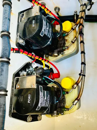 Litigator Yacht Photos Pics 