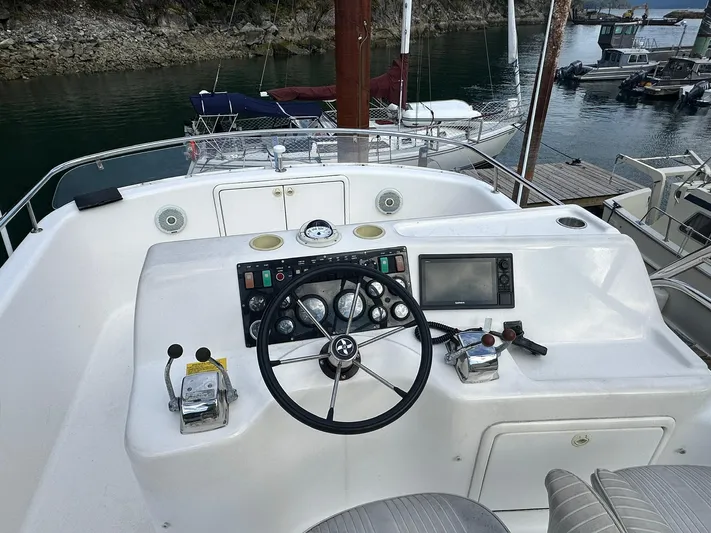 Twilight Yacht Photos Pics 