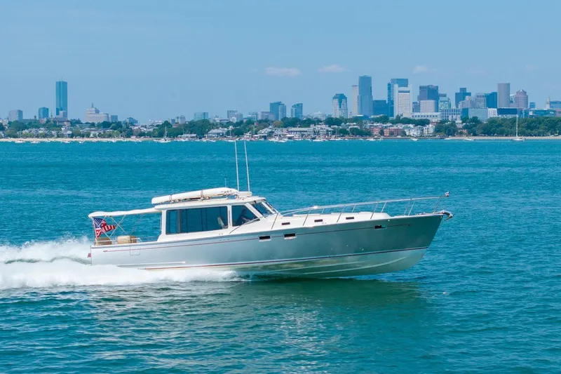 Lola Yacht Photos Pics Starboard Underway