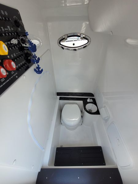 2023 Fountain 38 CC